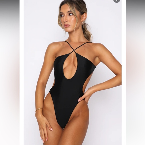 Colombia One Piece Black - Picture 1 of 5